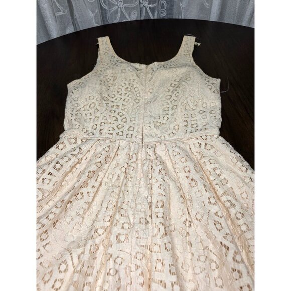 J Crew Blush Broderie Anglaise Dress, size 0 - Picture 4 of 16
